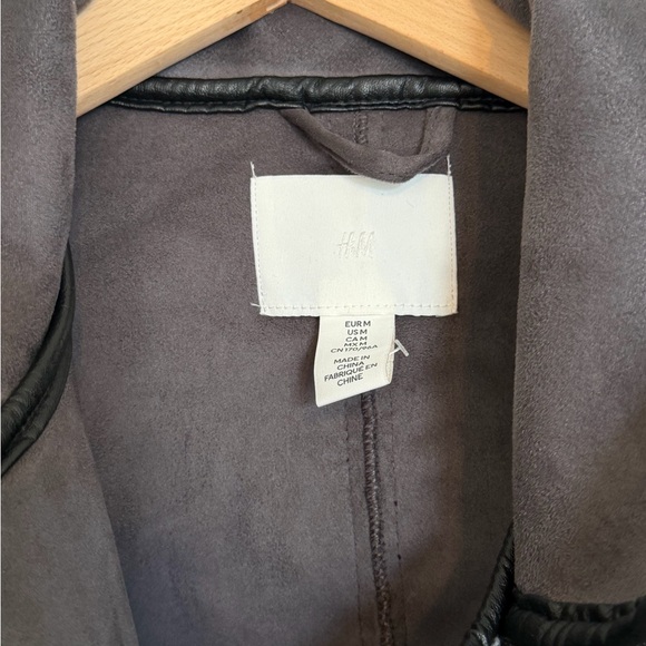 H&M Gray Faux Suede Jacket with Black Trim - Picture 3 of 5